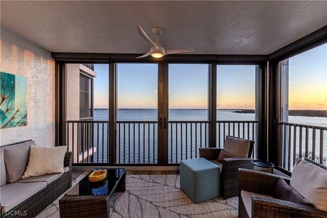 Building Photo - 3350 N Key Dr