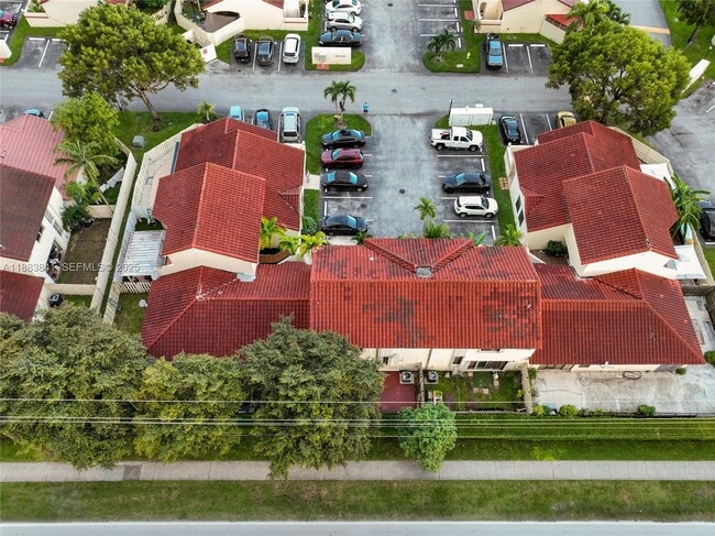 Building Photo - 3208 San Remo Cir