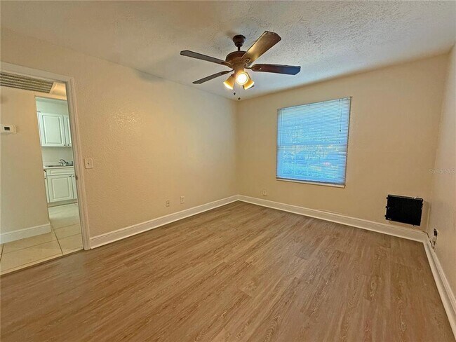 Building Photo - 13682 Orange Sunset Dr