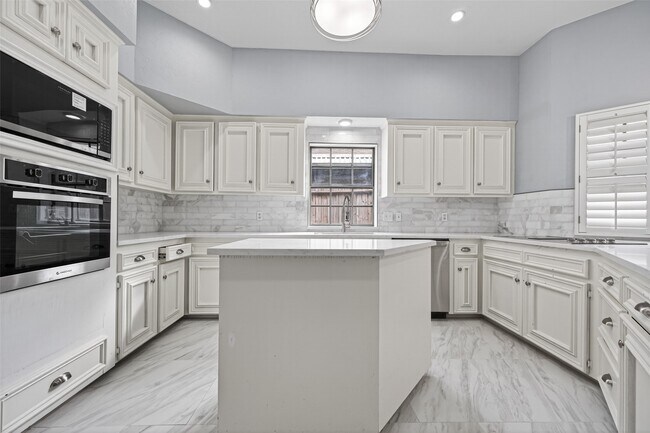 Building Photo - 206 Mill Trail Dr