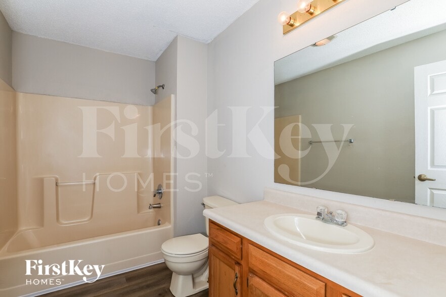 Building Photo - 8813 Brassport Cir
