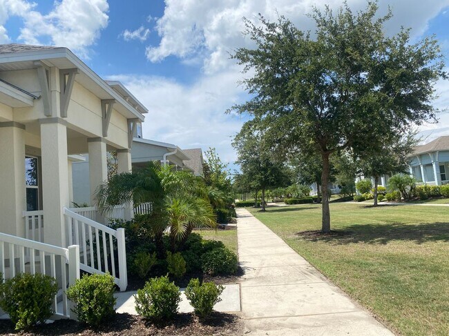 Building Photo - 724 Winterside Dr