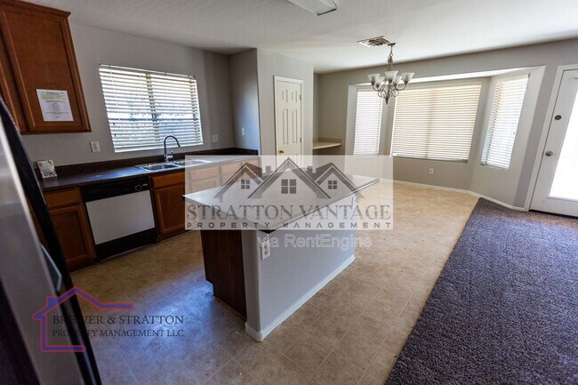 Building Photo - 21731 W Pima St