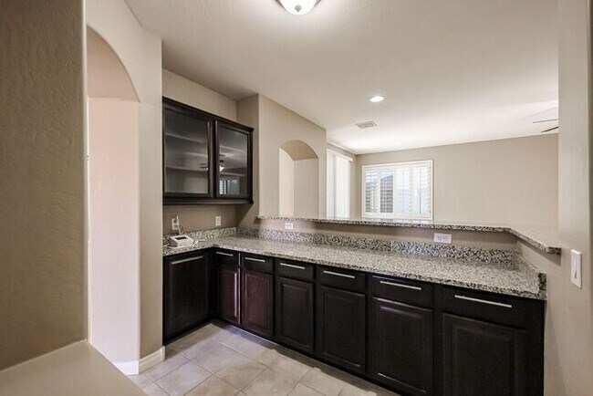 Building Photo - COMING SOON! Great Location!Stunning 6-bedroom Plus 7, 4.5-bathroom home located in Chandler