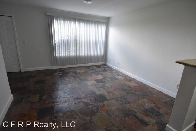 Building Photo - 1 br, 1 bath House - 4760 Walden Circle #516