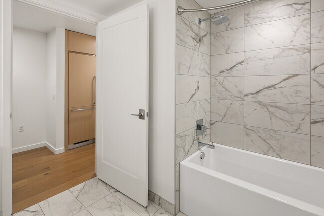 Building Photo - 1808 Minor Ave