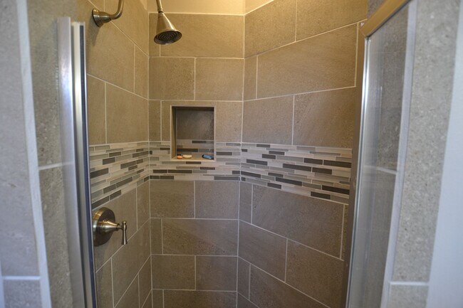 Building Photo - Zachary School District!  Newly remodeled 4 bedroom, 2.5 bath near downtown Zachary