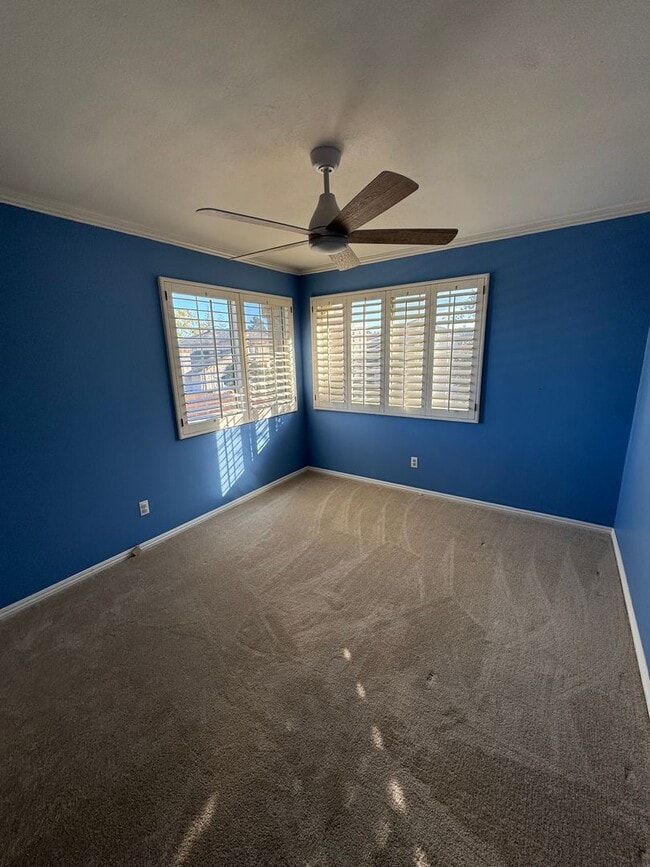 Building Photo - 4 Bed 3 Bath in Desirable Santa Maria Neighborhood