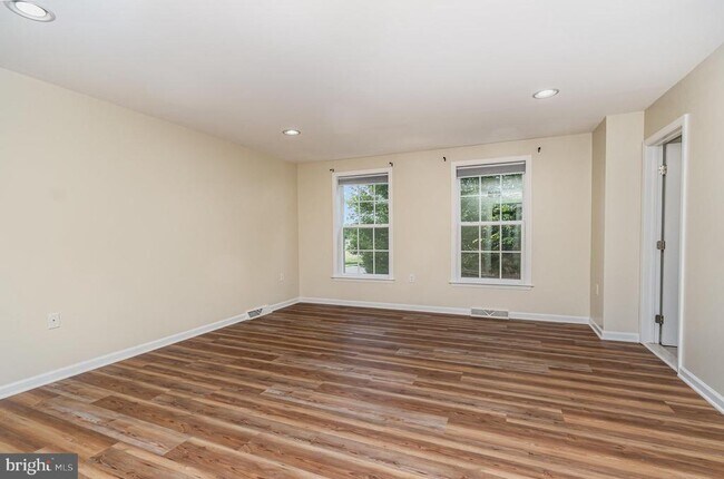 Building Photo - 57 Tavern House Hill