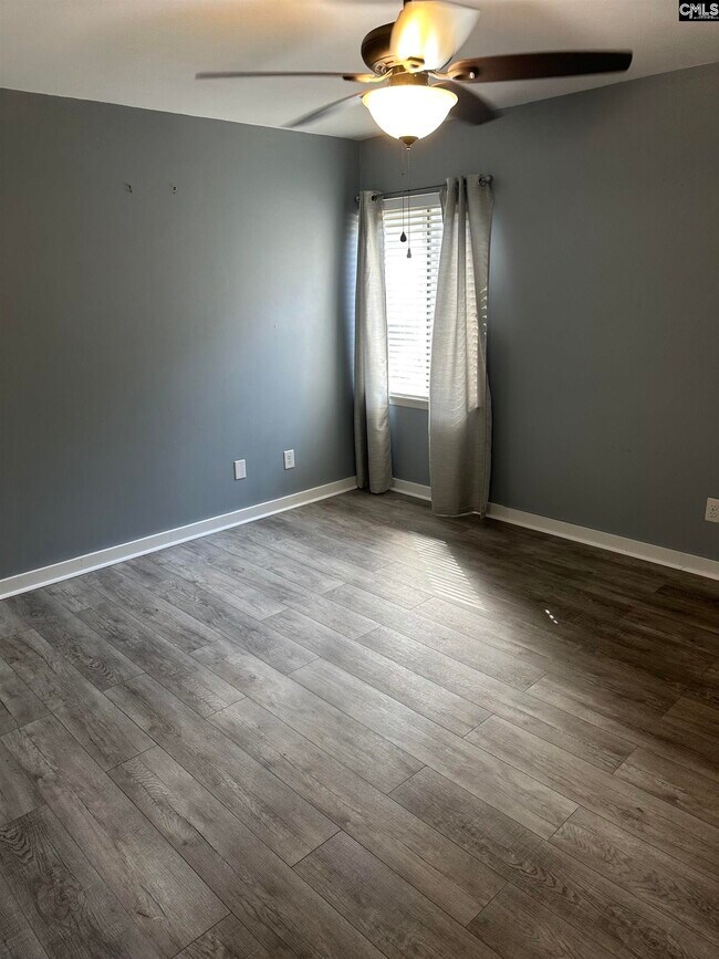 Building Photo - 301 Harbor Heights Dr