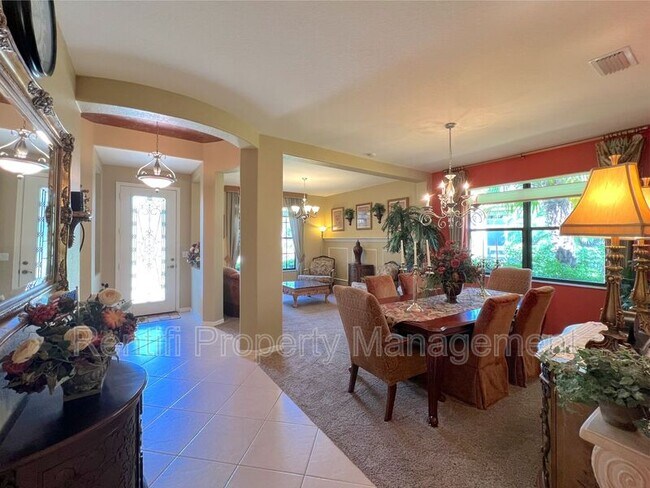 Building Photo - 11915 Country Day Cir