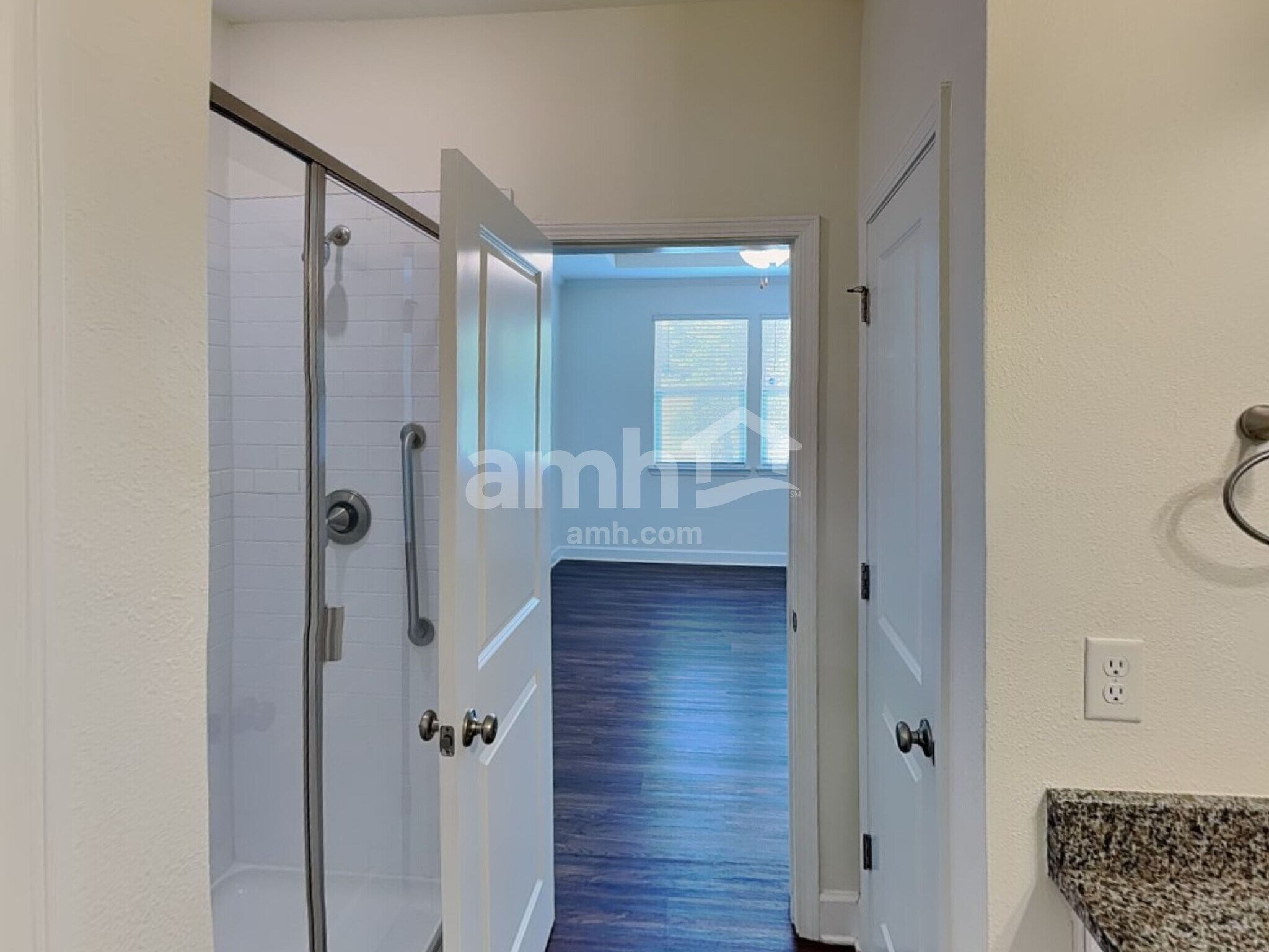 Building Photo - 105 Moultrie Crossing Ln