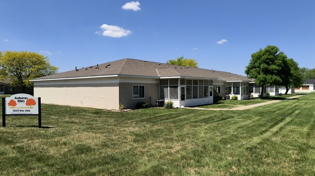 Building Photo - St. James Apartments