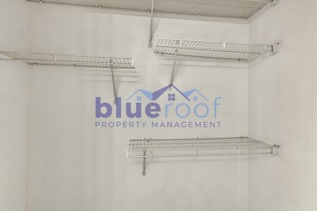 Building Photo - 520-522 SW 150th Ave