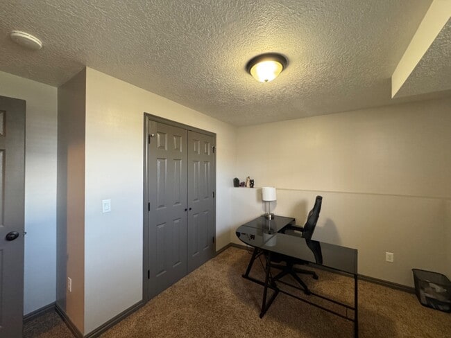 Building Photo - 3261 S 1500 W