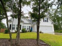 Building Photo - Fenwick Hills