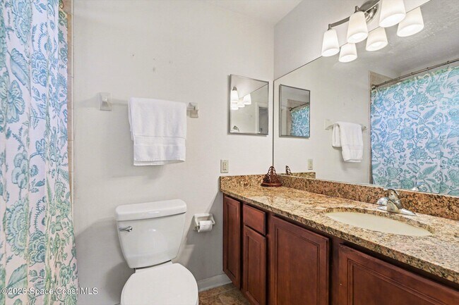 Building Photo - 108 Delvalle St