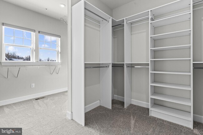 Building Photo - 12600 Coventry Mnr Wy