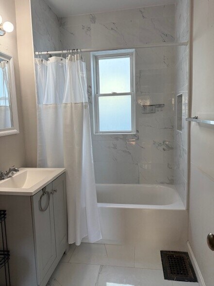 Primary Photo - 129 Pleasant St