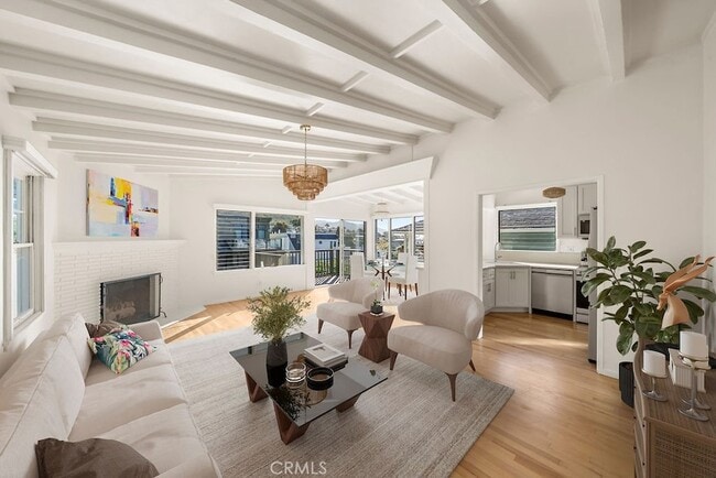 Building Photo - 170 McAulay Pl