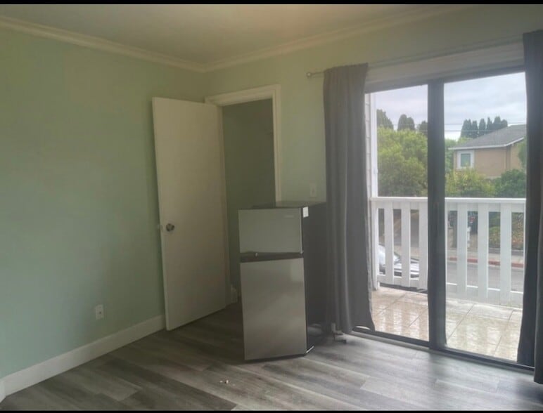 Building Photo - 1221 Beacon Ave