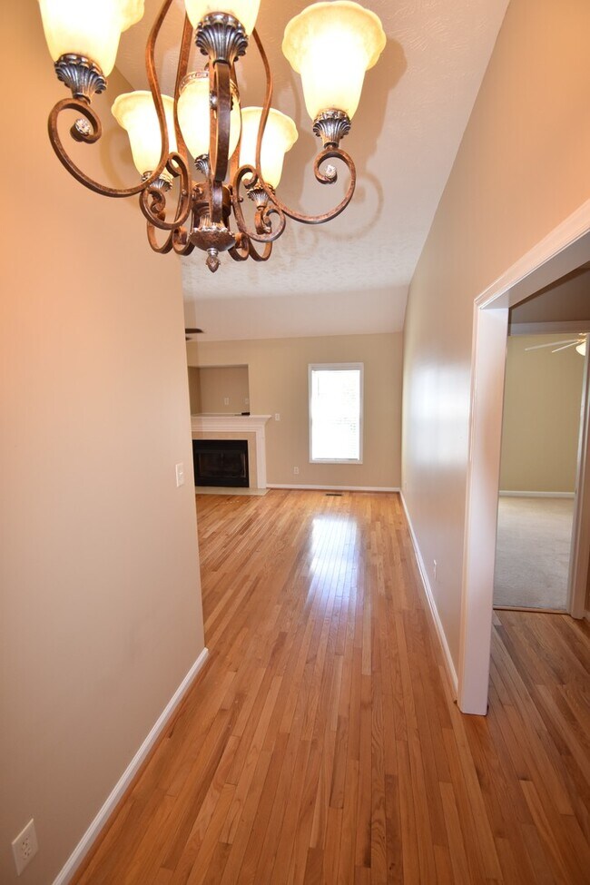 Building Photo - 5607 Walking Trail Way