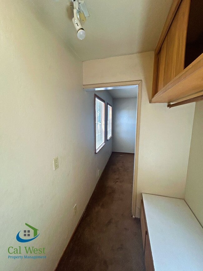 Building Photo - $3995 - 4 Bed/2 Bath Single Family Home in the heart of Gilroy