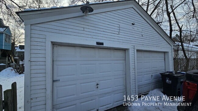 Building Photo - 1453 Payne Ave