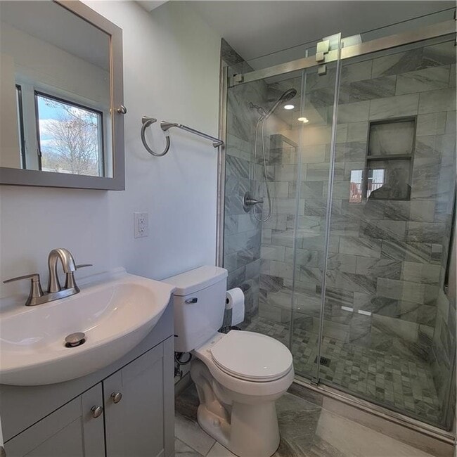 Building Photo - 47 Crimson Bramble Rd