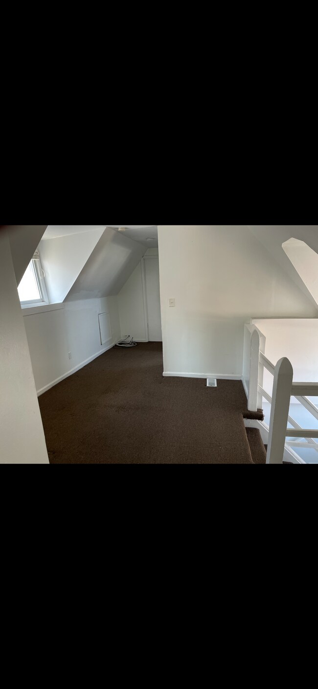 2nd Floor - 395 W Utica St