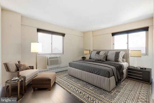 Building Photo - 2101 Chestnut St