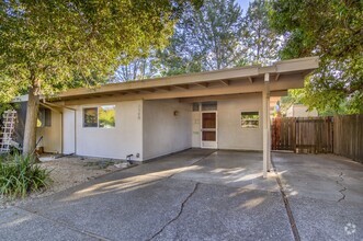 Building Photo - Close to UC Davis campus