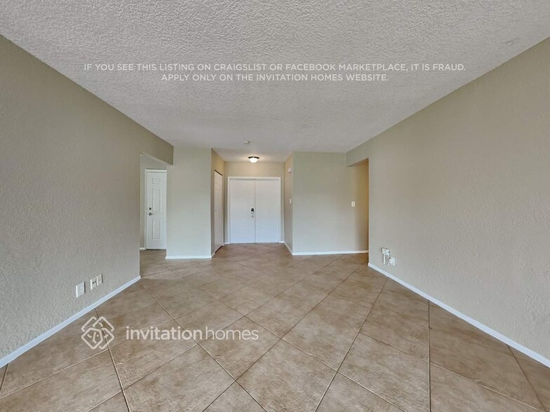 Building Photo - 7204 NW 80th Pl