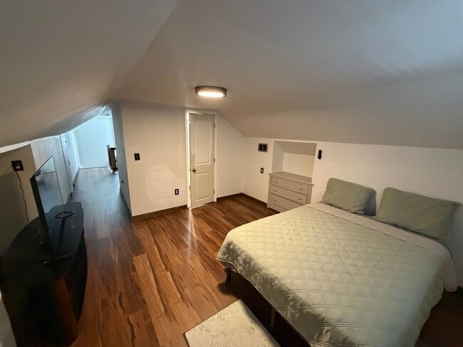 Building Photo - 1707 N Charles St