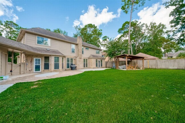 Building Photo - 17102 Misty Creek Dr