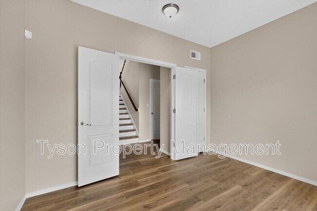 Building Photo - 10912 Dream Weaver Dr NW