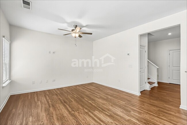 Building Photo - 516 Woodall Rd