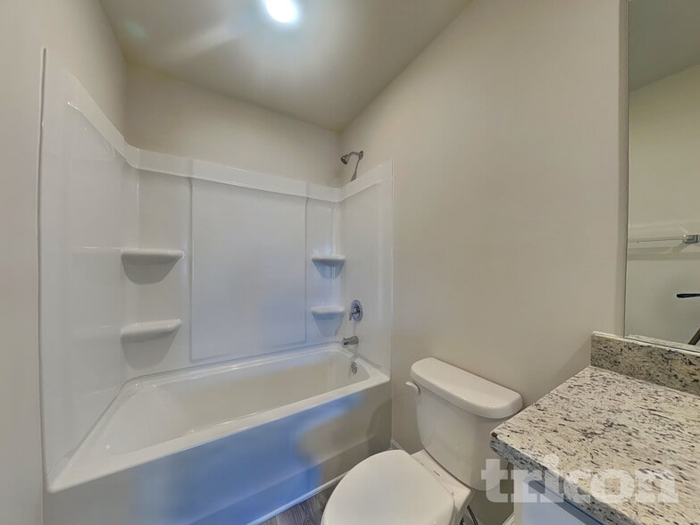 Building Photo - 126 Avondale Blvd SE