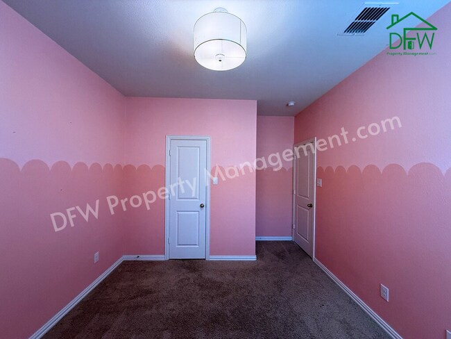 Building Photo - Spacious 4-Bedroom Home for Lease in Princeton!