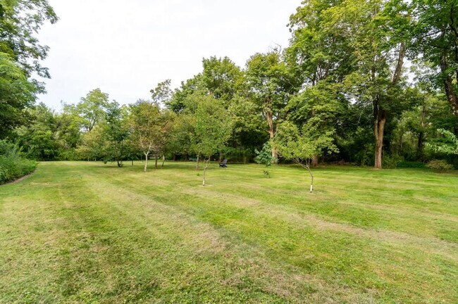 Building Photo - 1357 Canal Rd