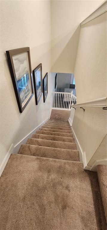 Building Photo - 7517 Oak Spg Ln