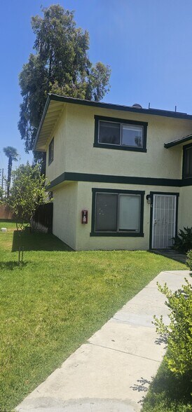 Building Photo - 204 Grayson Way