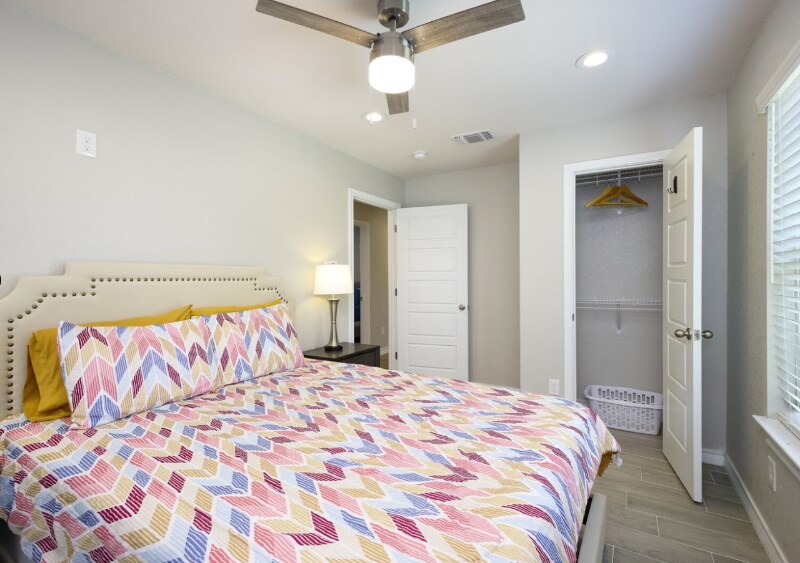 Building Photo - 350 Rasa Dr