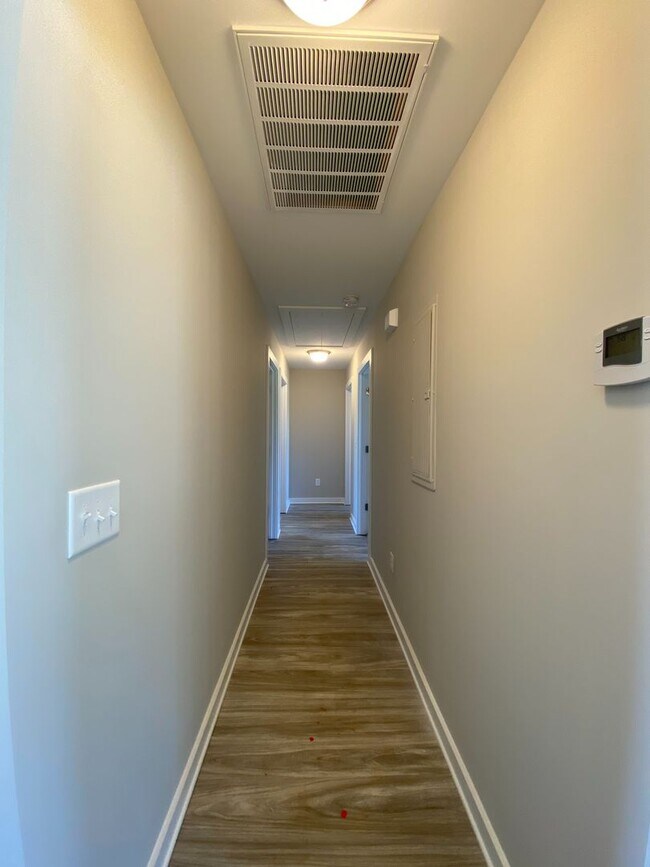 Building Photo - Gorgeous Home for Rent in Talladega, AL! A...