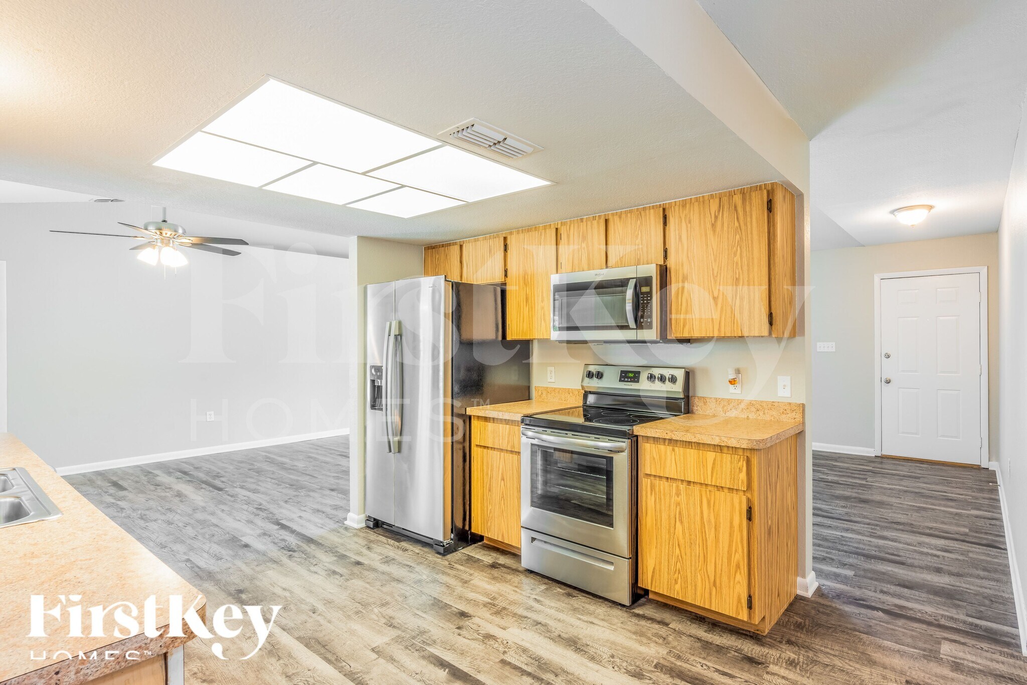 Building Photo - 1371 Maracaibo St