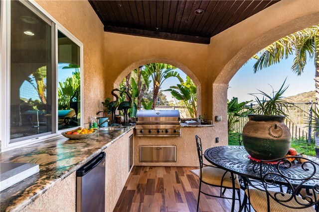 Building Photo - 6342 Paseo Descanso