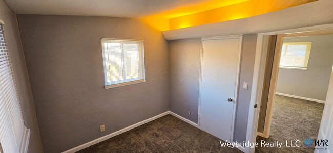 Building Photo - COMMING SOON!  Updated 3-Bedroom (Bonus Ro...