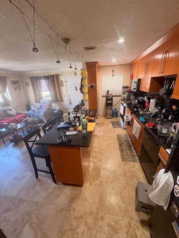 Building Photo - 2008 Jackson St