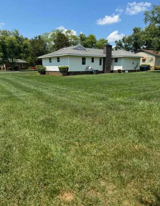 Primary Photo - 600 Wheat Mill Rd