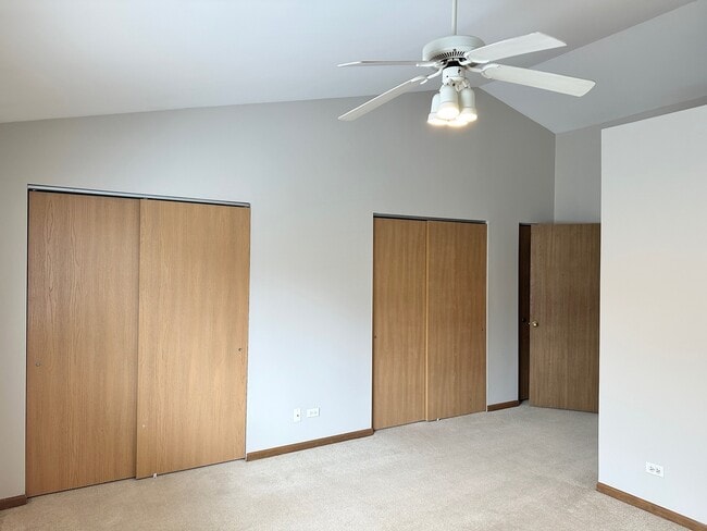 Building Photo - 125 Capella Ct